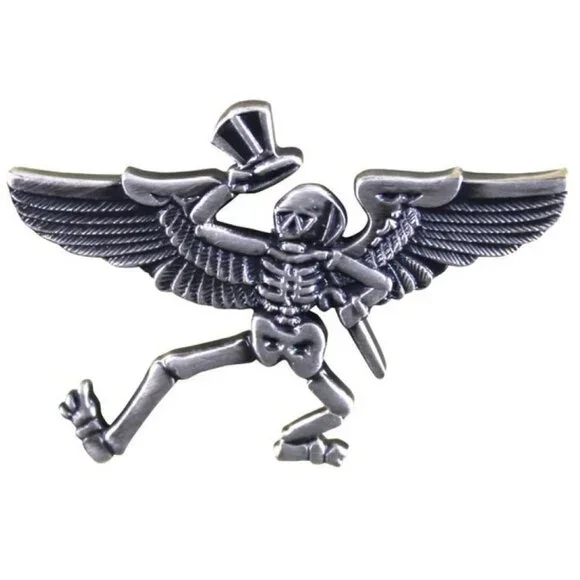 New Grateful Dead Skeleton Pin Deadhead Pilot Wings Roses Licensed Hippie - Picture 1 of 3
